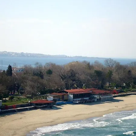 тихия кът Otel 2*